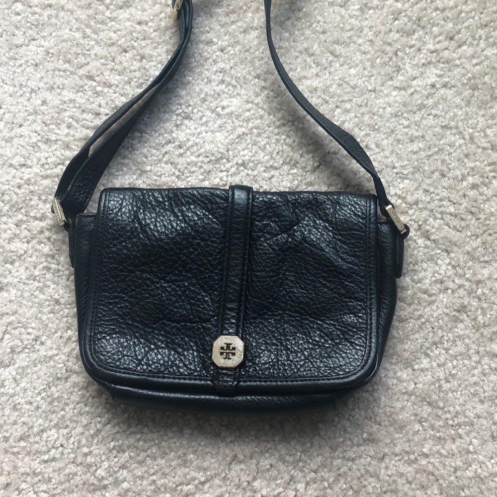 Black Tory Burch pebbled leather crossbody bag
